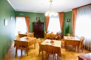 Coffee service - Fridrichshoff (Kaliningrad)