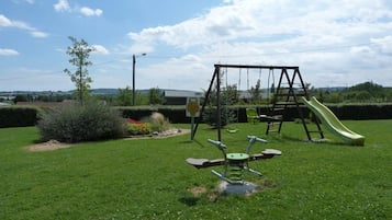 Außen-Kinderspielplatz