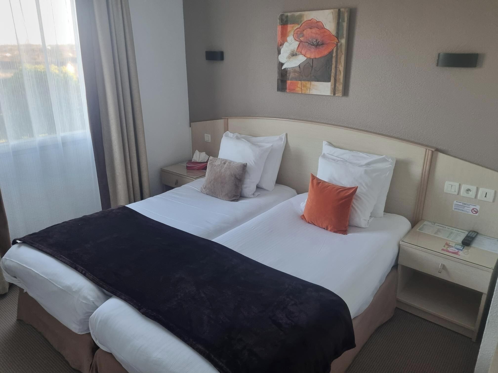 Phòng | Bàn, phòng cách âm, truy cập Internet không dây miễn phí 