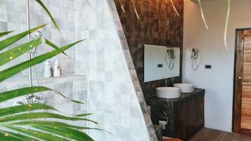 Studio, Balcony | Bathroom sink