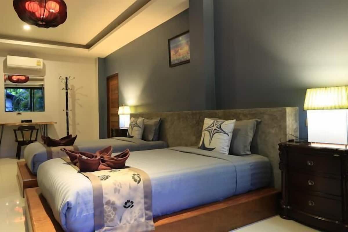 In-room safe, desk, blackout curtains, bed sheets