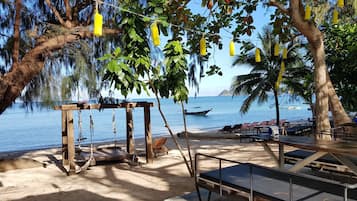 Breakfast, lunch, dinner served; international cuisine, beach views