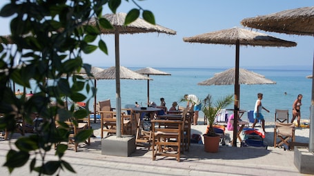 Beach bar