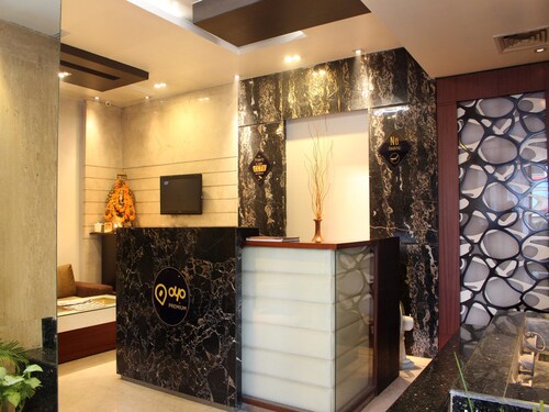 OYO 2617 Hotel Samrat Heavens