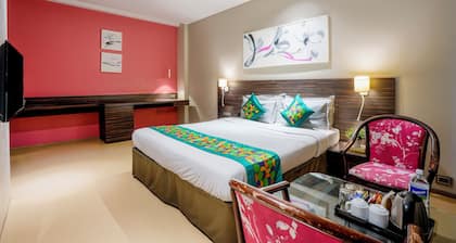 Treebo Niraali Executive, Hinjewadi