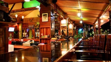 Café da manhã, almoço e jantar