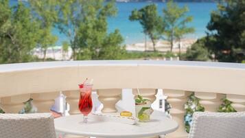 Double Room, Partial Sea View | Terrace/patio