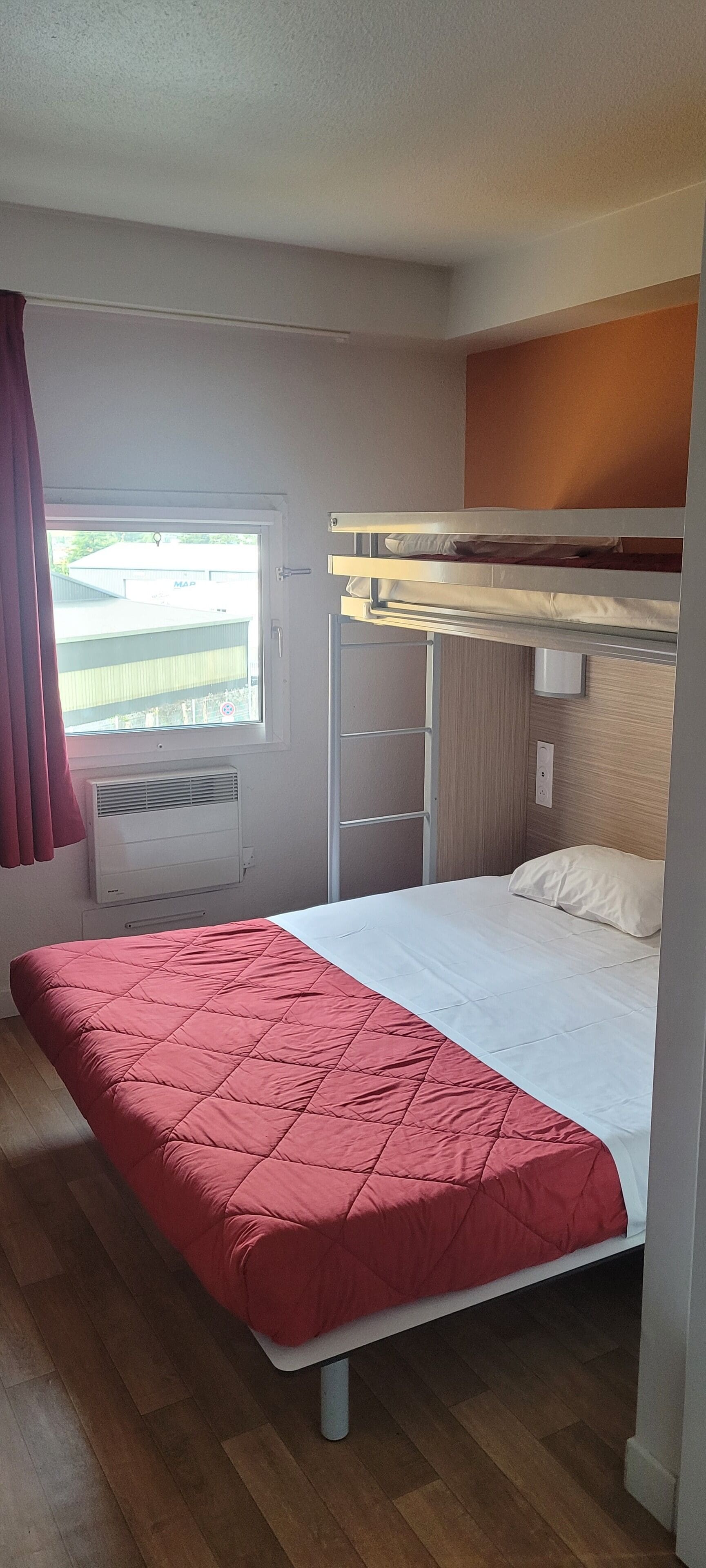 Standard Room, Multiple Beds | Premium bedding, desk, free WiFi, bed sheets