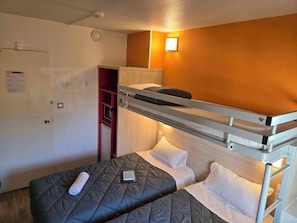 Standard Room, 3 Single Beds (Shared Bathroom)