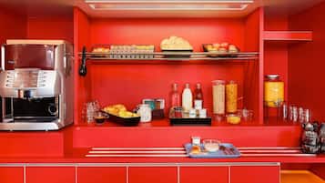 Daily buffet breakfast for a fee