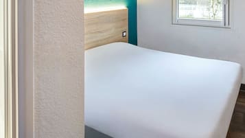 Habitación, 1 cama matrimonial, baño privado (Cabrio) | Cortinas blackout, insonorización, cunas gratuitas y wifi gratis