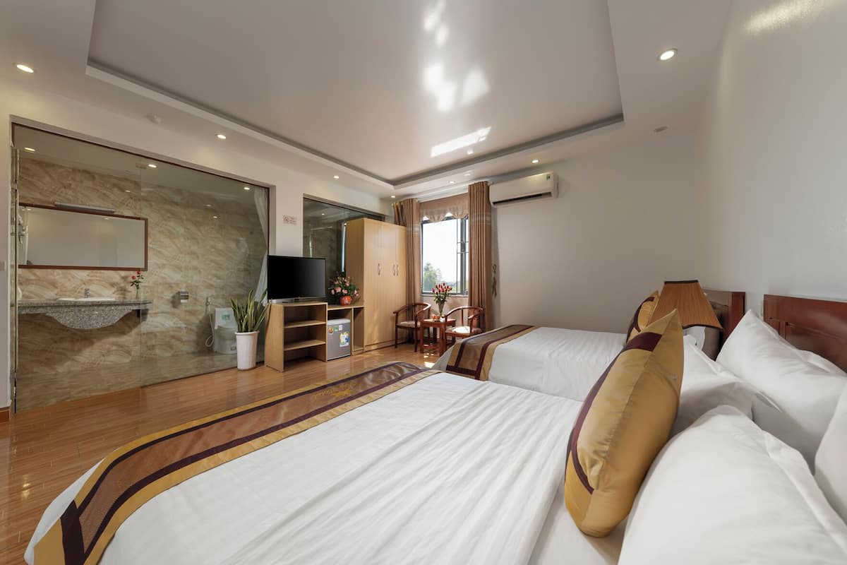 Minibar, in-room safe, desk, soundproofing