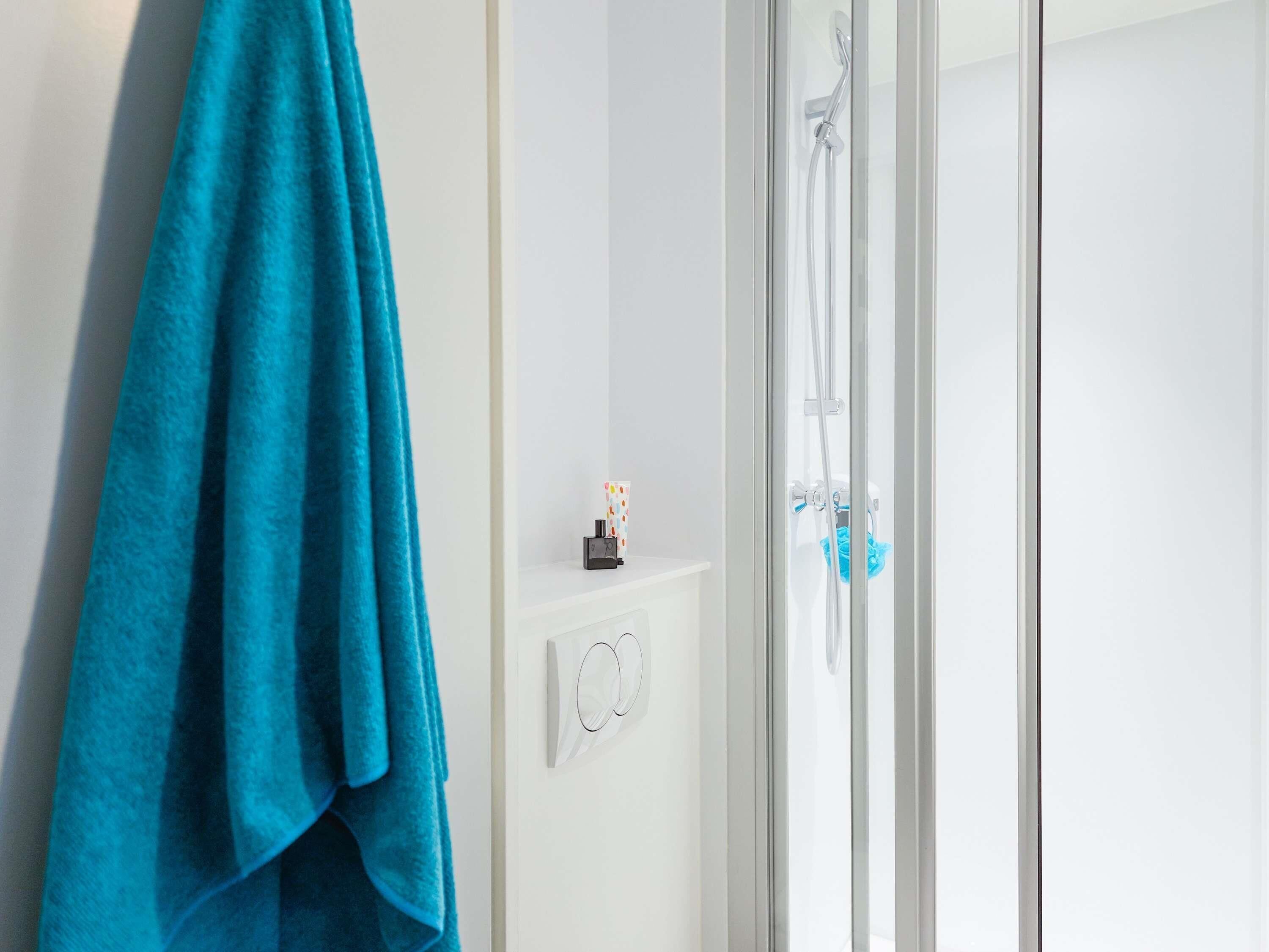 Room, 1 Double Bed, Private Bathroom (Cabrio)