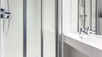 Room, 1 Double Bed, Private Bathroom (Cabrio) | Desk, WiFi (free), bed sheets