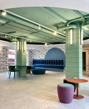 Télévision à écran plat