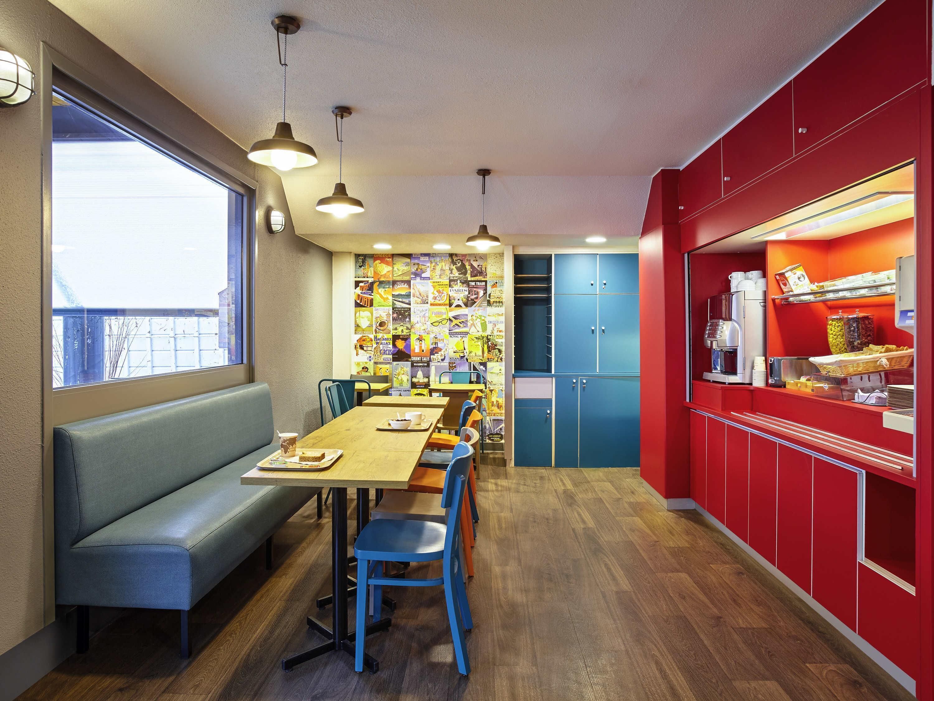 Frokostbuffé hver dag (EUR 5.9 per person)