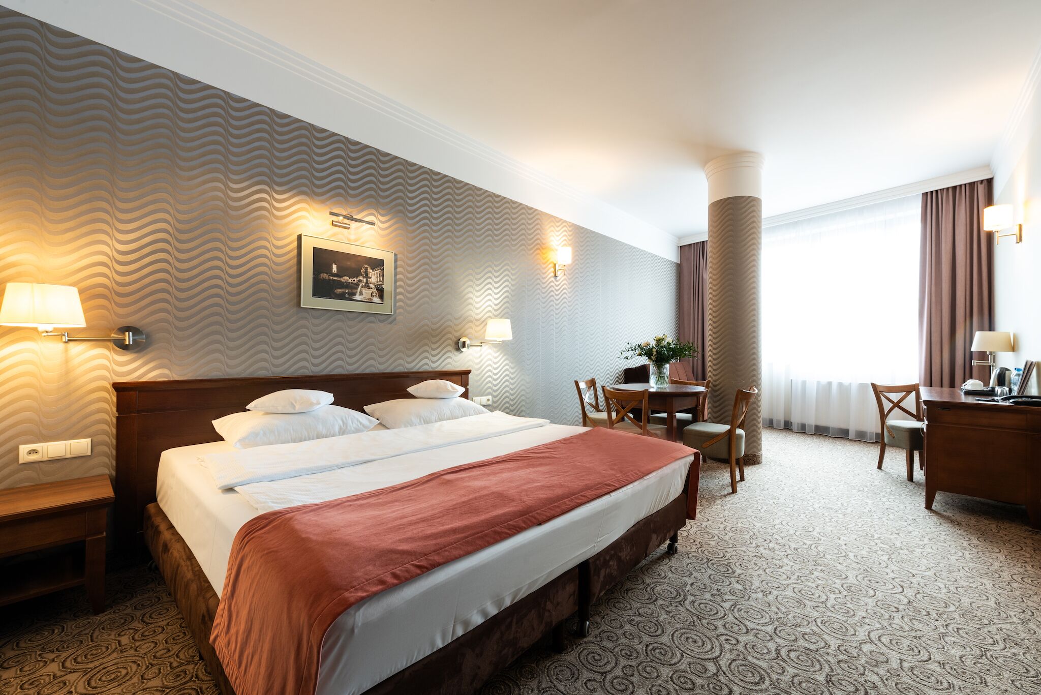 superior room | premium bedding, minibar, in-room safe, desk