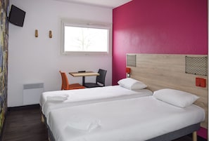Room, 1 Double Bed (Side Car)