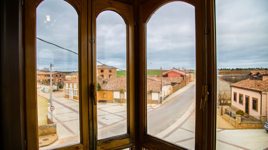 Hotel Restaurante Quintanares