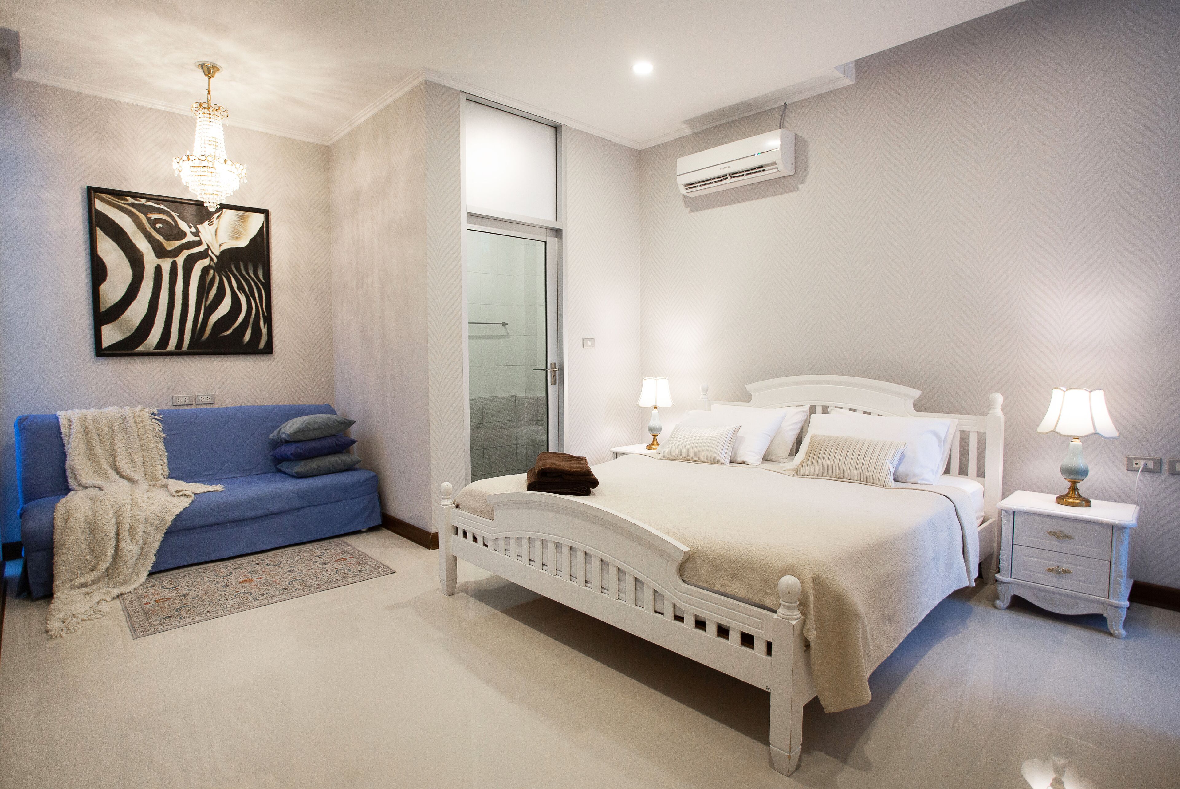 家庭别墅, 多间卧室, 无烟房, 私人游泳池 | 7 多间卧室、客房内保险箱、遮光窗帘、熨斗/熨衣板