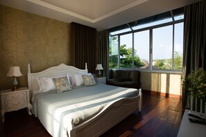 Family Villa, Multiple Bedrooms, Non Smoking, Private Pool | 7 bedrooms, in-room safe, blackout drapes, iron/ironing board - Nagawari Art Maldives BBQ Pattaya Villa (Sattahip)