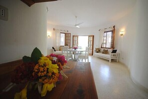 Living area - Kola Beach Resort (Malindi)