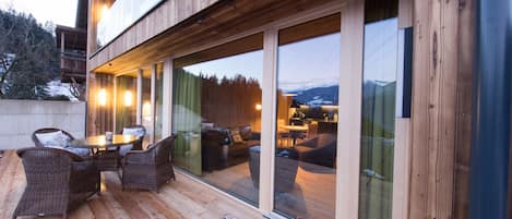 Classic Apartment, 1 Bedroom, Sauna | Terrace/patio