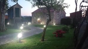 Property grounds - Torres de Moreda (A Estrada)