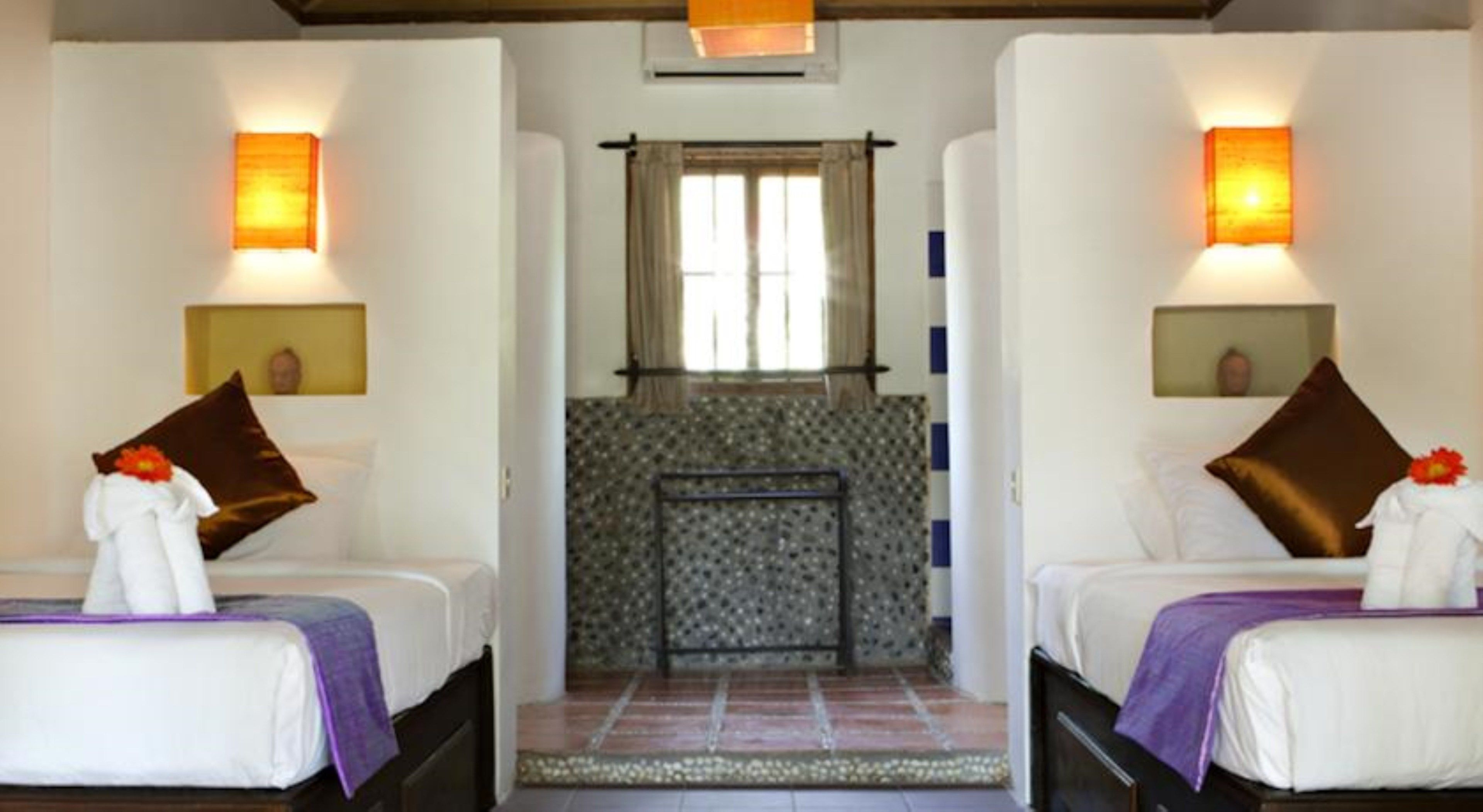 superior bungalow, 2 single beds | desk, blackout curtains, free wifi, bed sheets