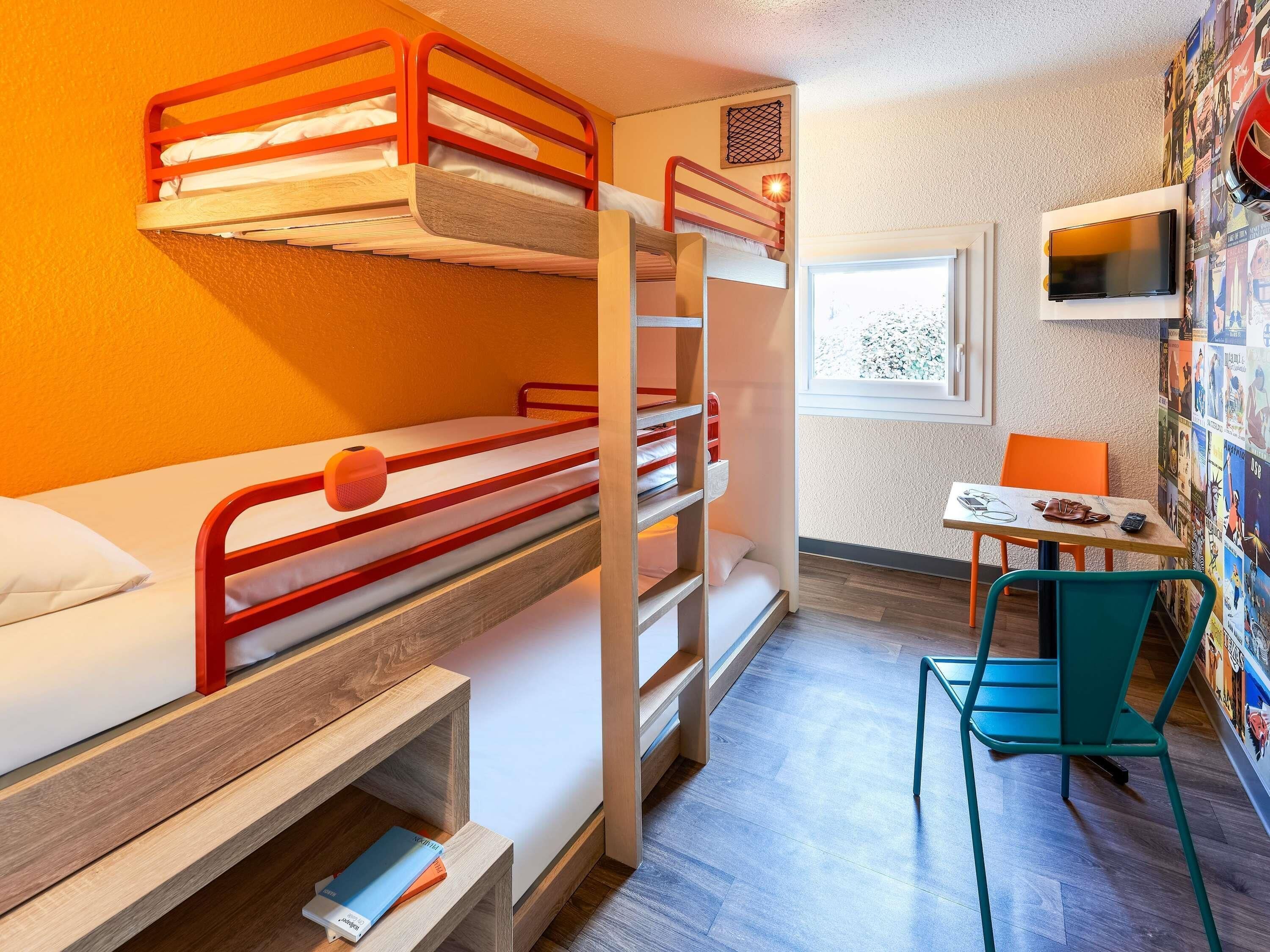 Room, 3 Single Beds (#Ontheroad Basics)