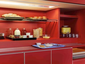 Daily buffet breakfast (EUR 5.90 per person)