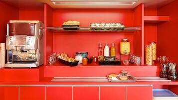 Dagelijks ontbijtbuffet (EUR 5.9 per persoon)