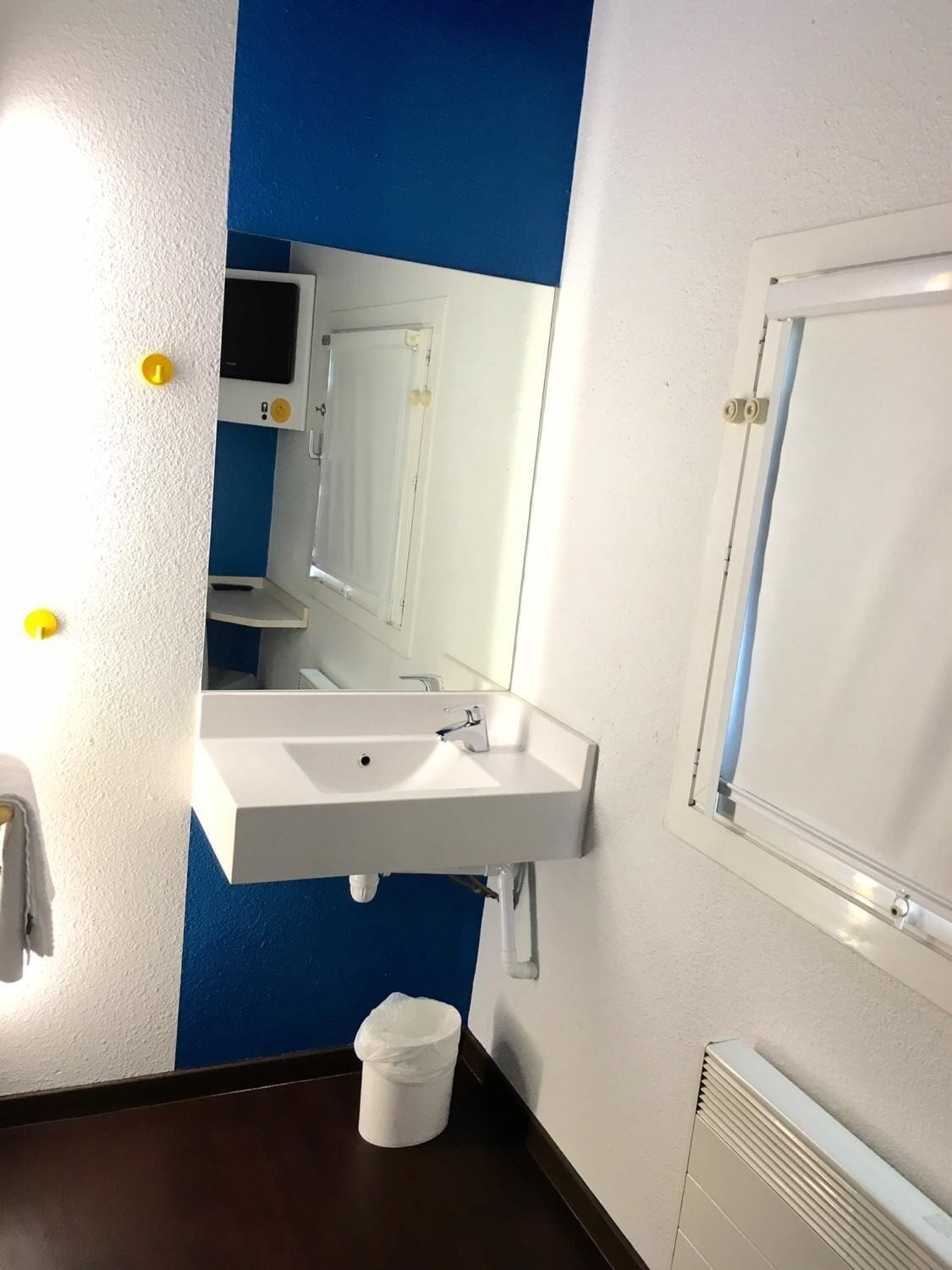 Phòng (Trio) | Phòng tắm | Buồng tắm vòi sen, đồ dùng nhà tắm thân thiện với môi trường 