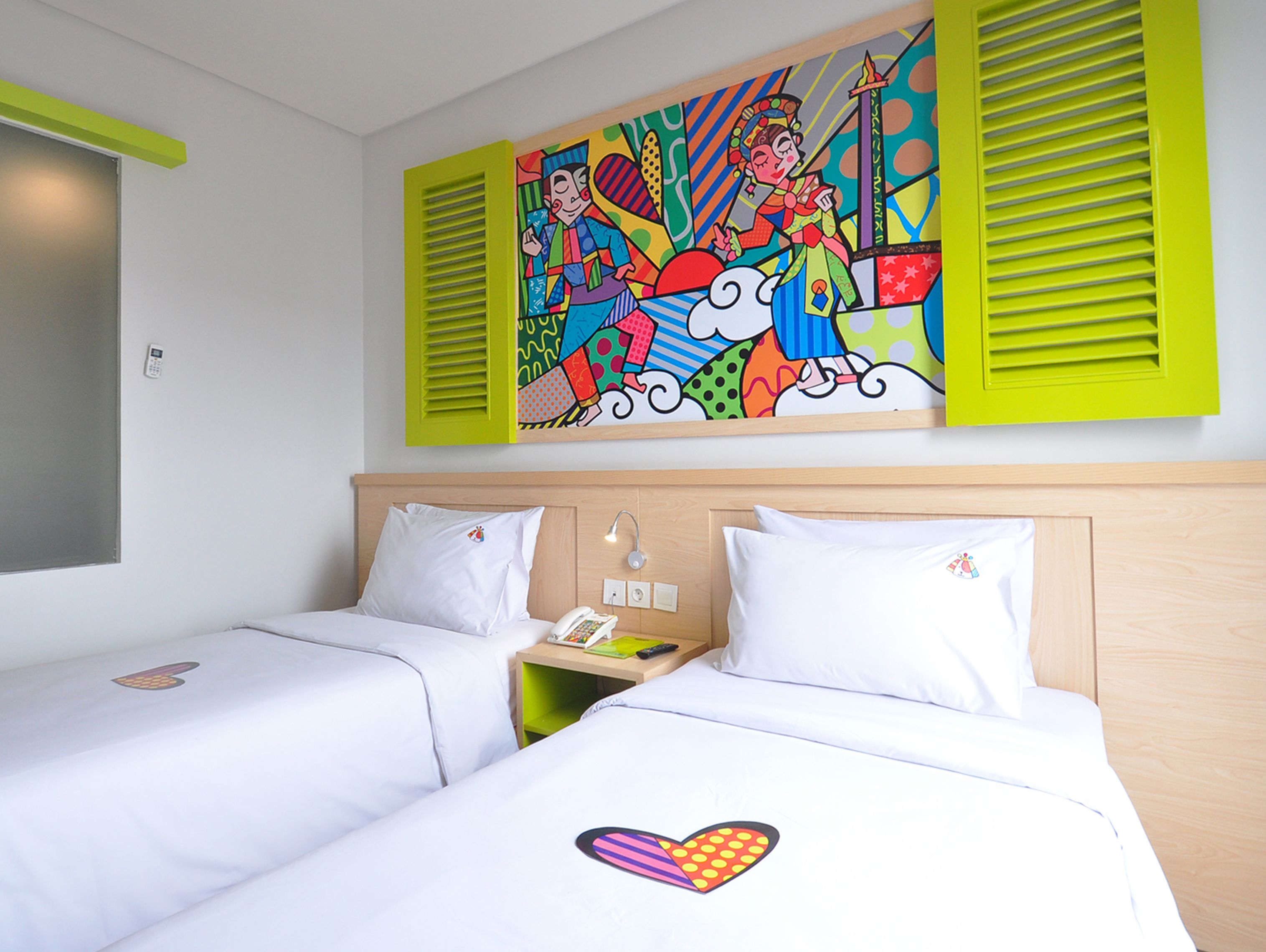 happiness room twin bed | free minibar, desk, iron/ironing board, free wifi