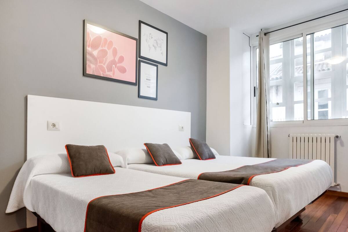 Dreibettzimmer, Gemeinschaftsbad