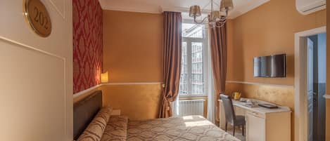 Double or Twin Room | In-room safe, individually decorated, individually furnished, desk