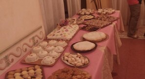Dagelijks ontbijtbuffet inbegrepen
