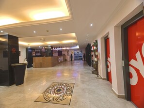 Khu sảnh