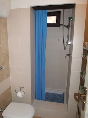 Comfort Apartment, 2 Bedrooms | Bathroom