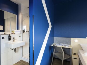 Hypo-allergenic bedding, desk, blackout drapes, soundproofing - ibis budget Ludwigsburg (Ludwigsburg)