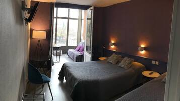 SÀngtillbehör av högsta kvalitet, skrivbord och ljudisolering