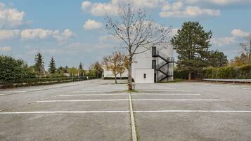Free self-parking