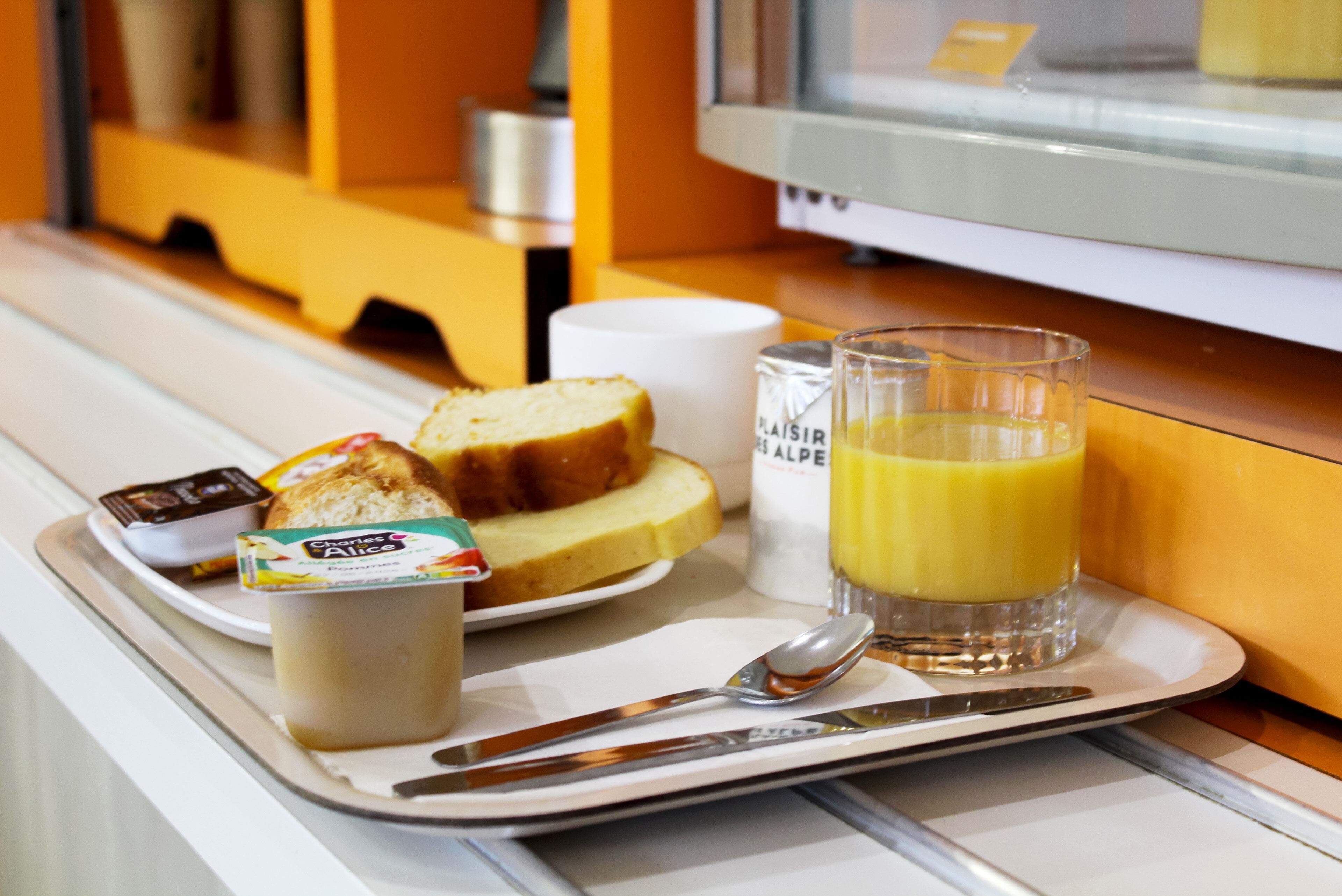 Daily continental breakfast for a fee
