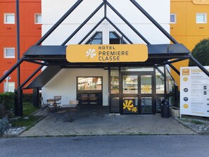 Terrace/patio - Premiere Classe Thionville - Yutz (Yutz)