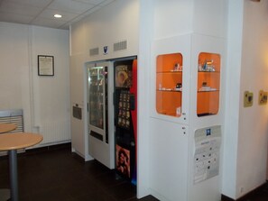 Vending machine