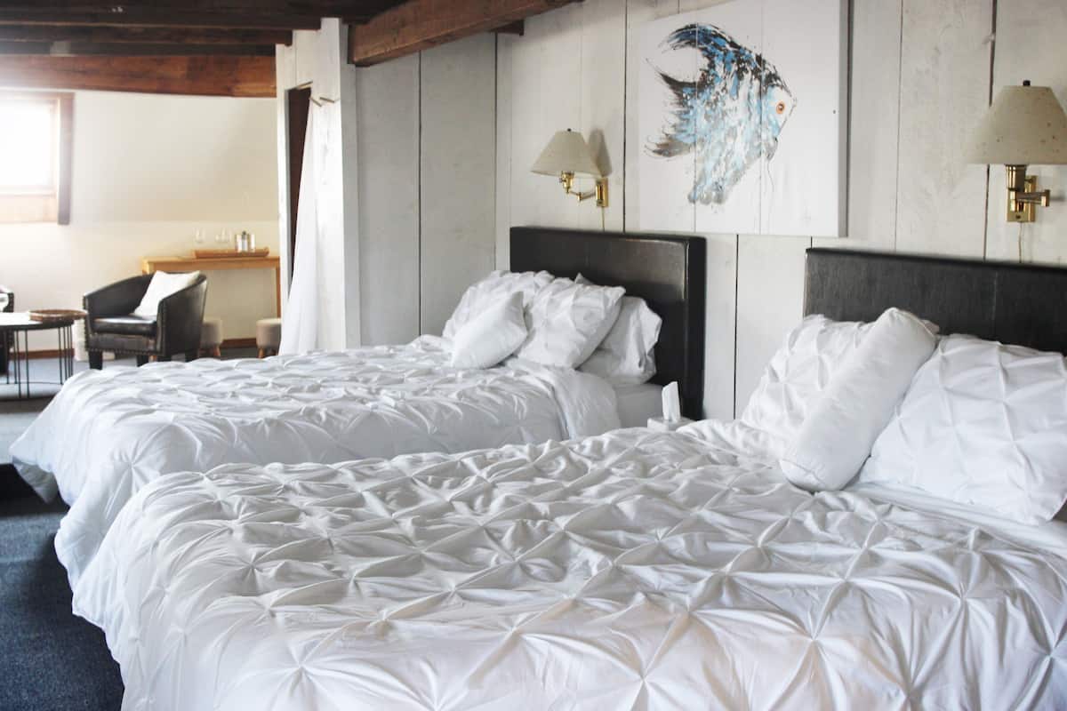 Estudio, 2 camas Queen size | Sábanas de algodón egipcio y ropa de cama de alta calidad
