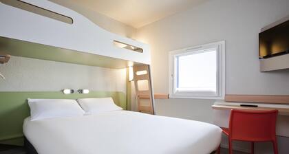 ibis budget Pontault Combault RN4 Marne la Vallée