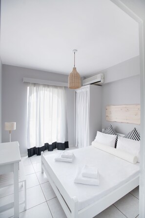 View from room - Akra Morea Hotel & Residences (Monemvasia)