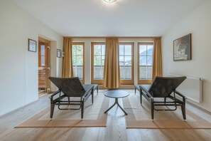 Suite – superior, badstue (Wellness) | Sengetøy av topp kvalitet, memory foam-senger, minibar og safe på rommet