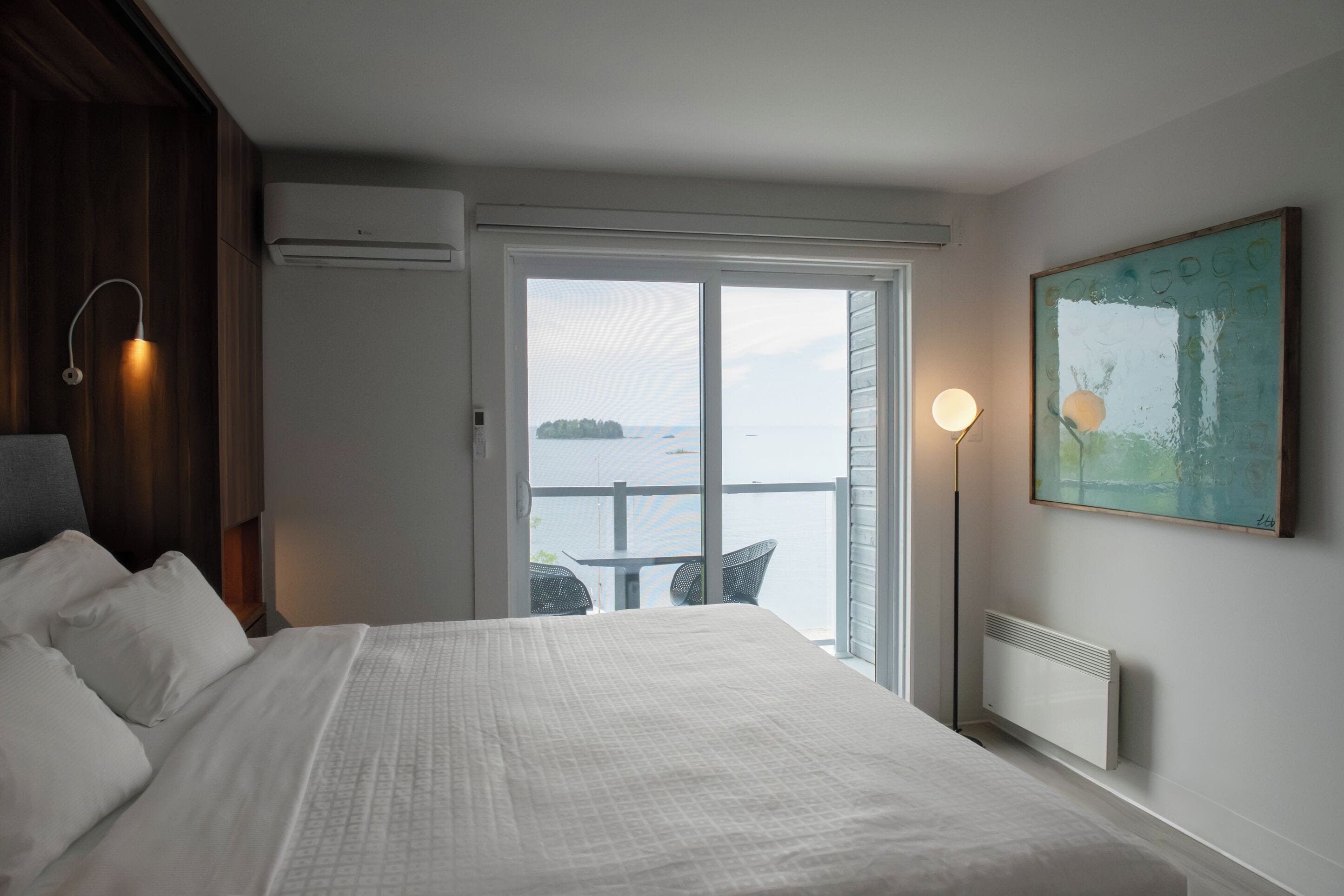 1 bedroom, premium bedding, individually decorated